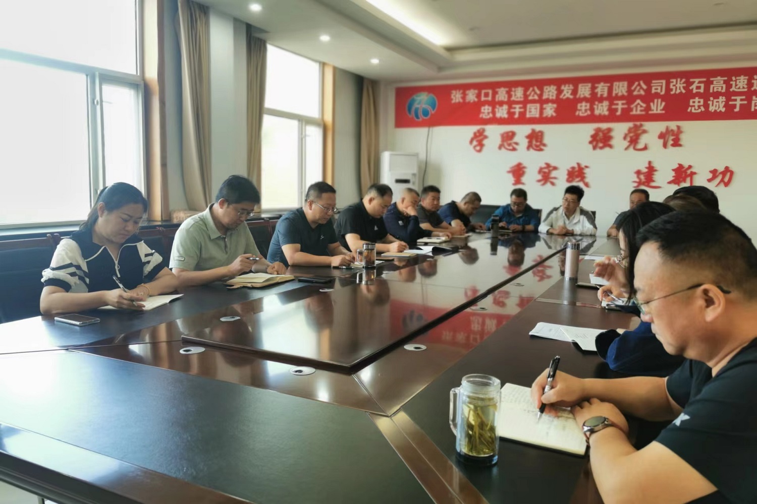 1695093590936661.jpg 69a8ef1c446b9a9ffe8680b5a1235e8.jpg